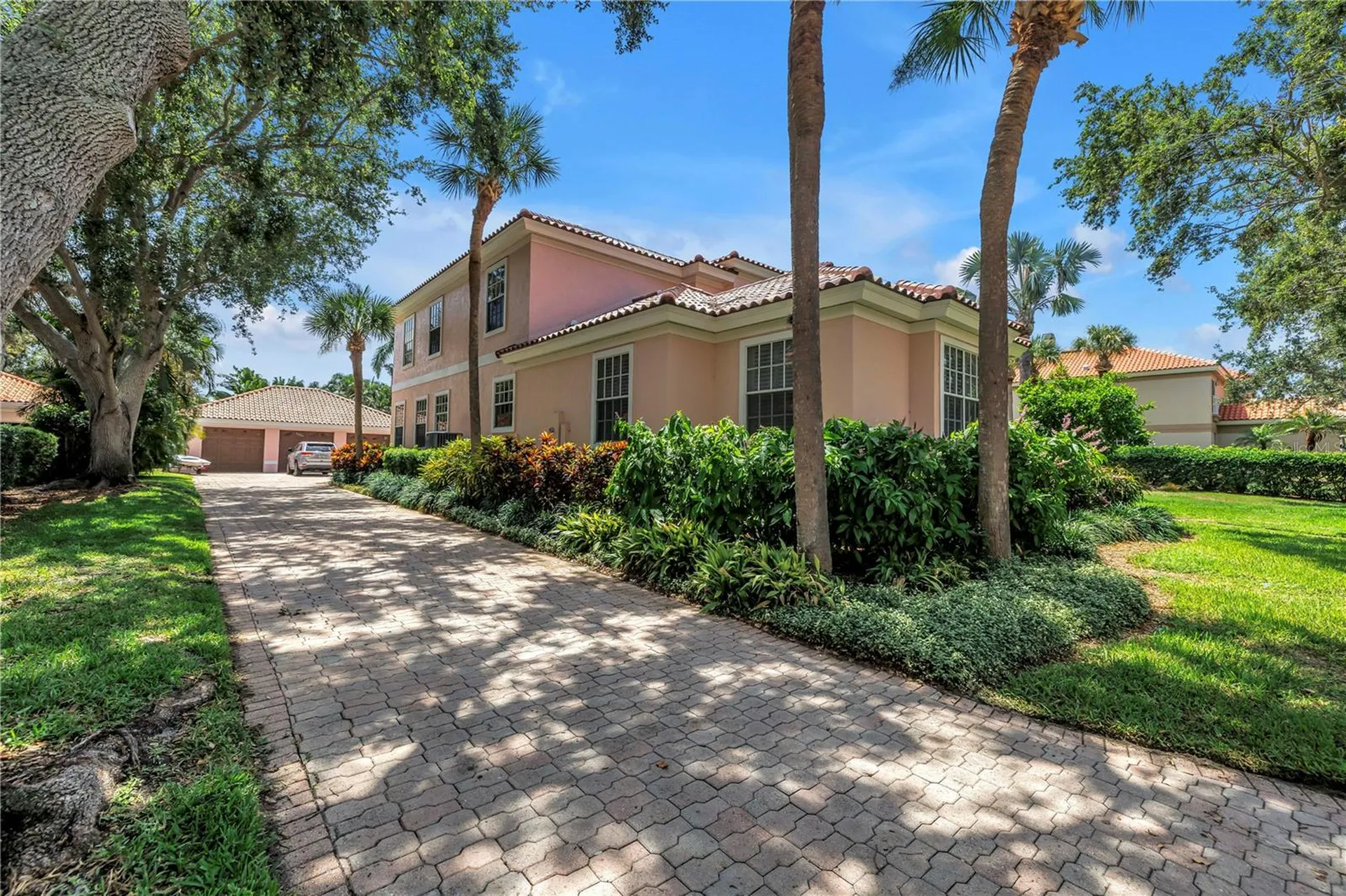 4930 Sandpiper Lane S St Petersburg FL 33711