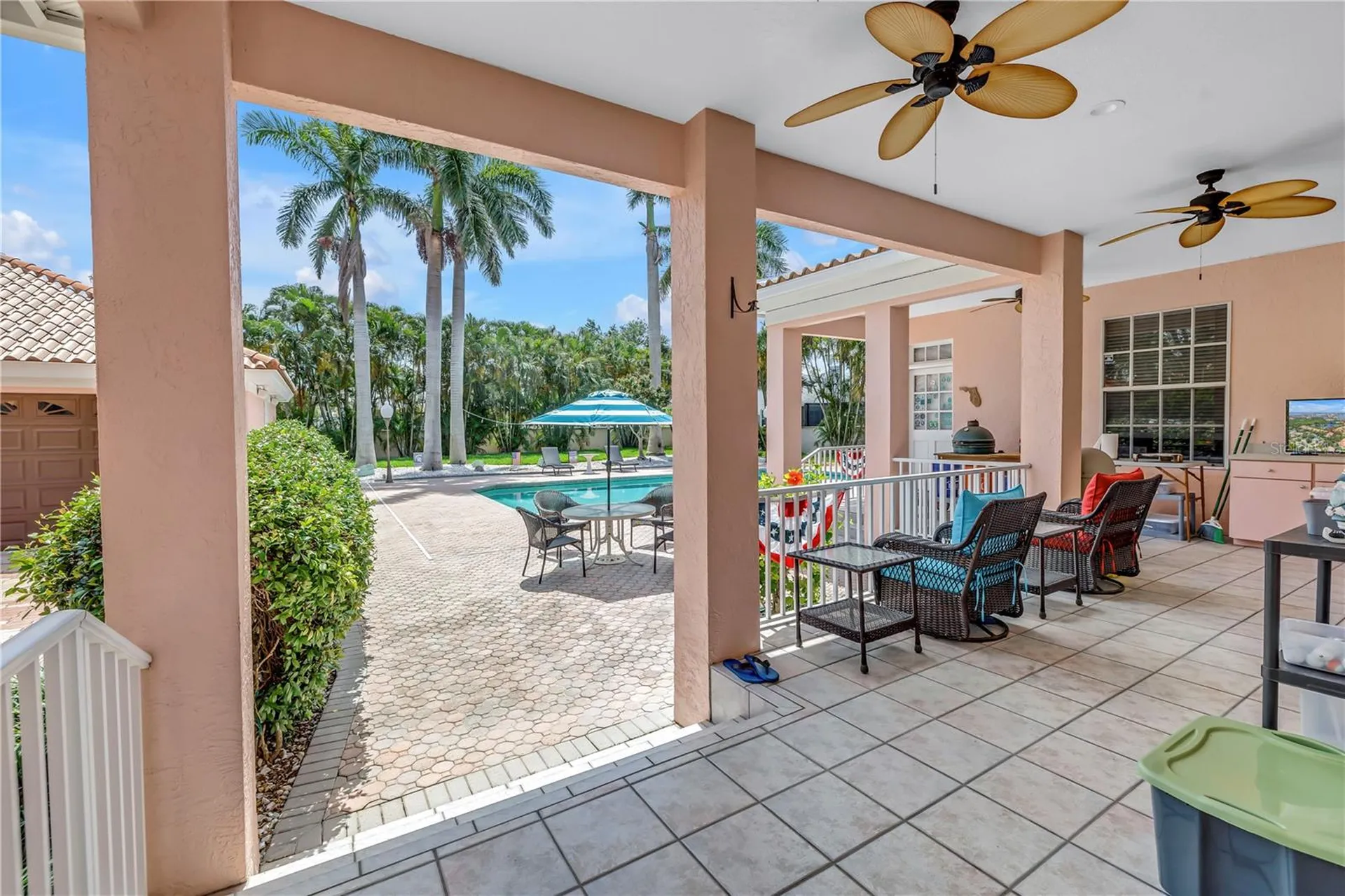 4930 Sandpiper Lane S St Petersburg FL 33711