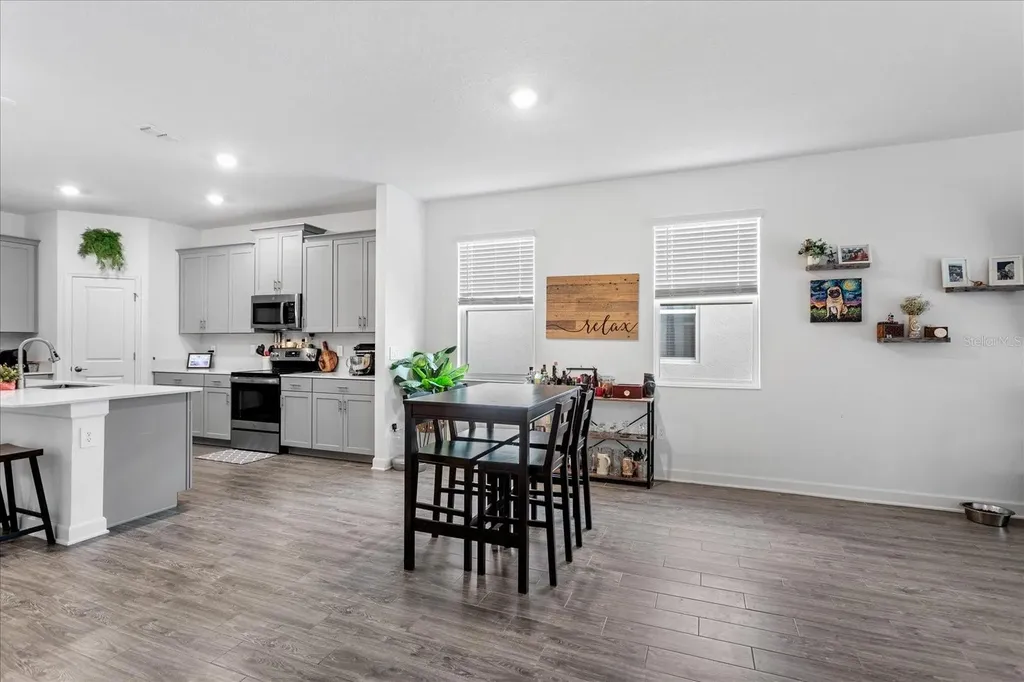 1774 Good Neighbor Loop Kissimmee FL 34744