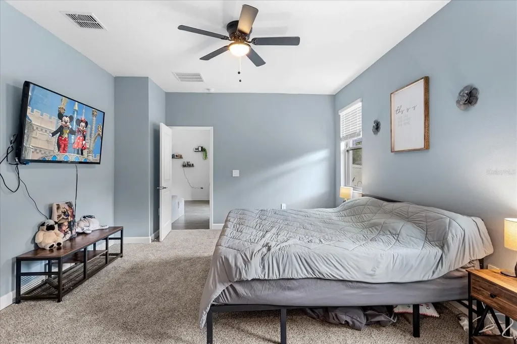 1774 Good Neighbor Loop Kissimmee FL 34744