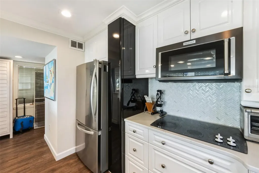103 Palm Avenue Anna Maria FL 34216