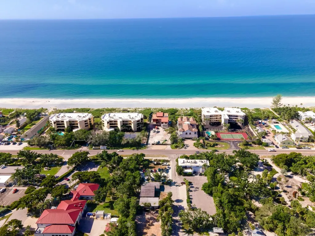 681 Gulf Bay Road Longboat Key FL 34228