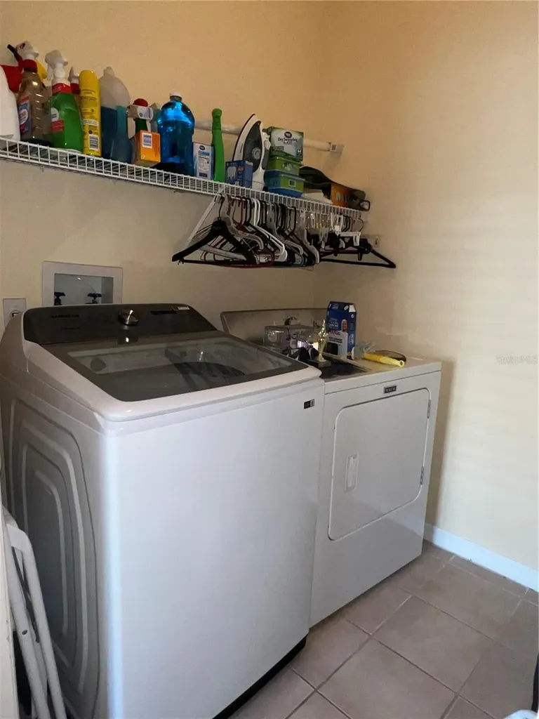 387 Tavernier Circle Oldsmar FL 34677