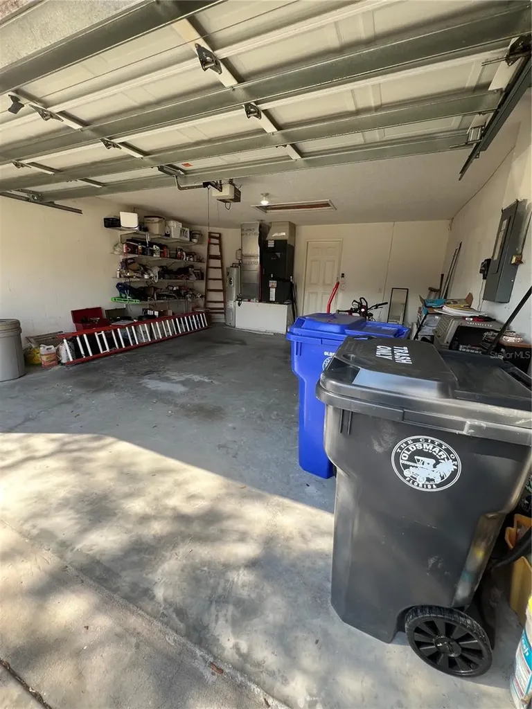 387 Tavernier Circle Oldsmar FL 34677