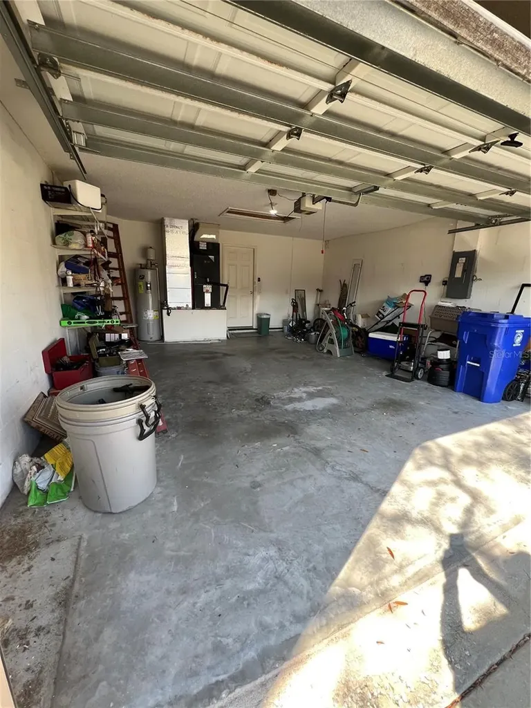 387 Tavernier Circle Oldsmar FL 34677