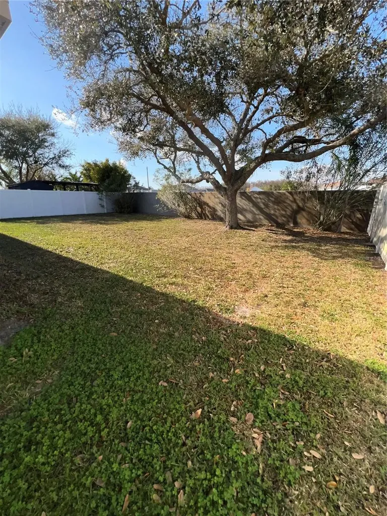 387 Tavernier Circle Oldsmar FL 34677