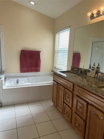 387 Tavernier Circle Oldsmar FL 34677