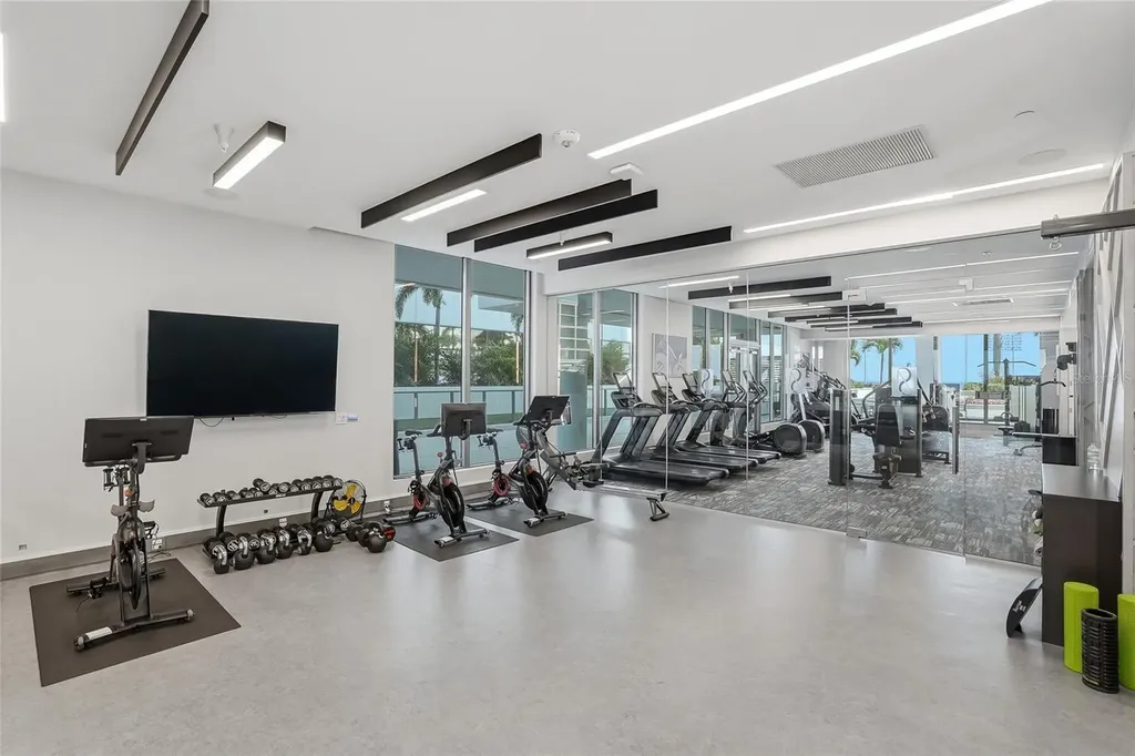 301 1st Street S St Petersburg FL 33701