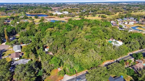 932 Country Club Road Sanford FL 32773