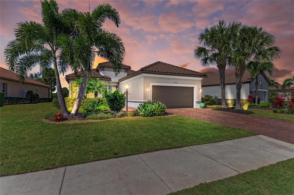 13326 Sorrento Way Bradenton FL 34211