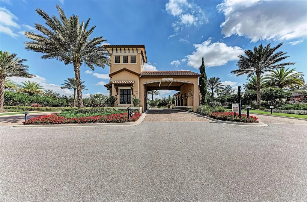 13326 Sorrento Way Bradenton FL 34211