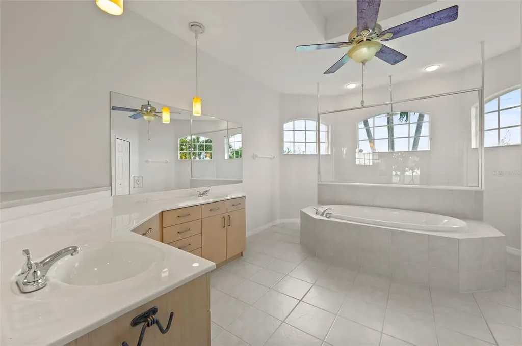 2727 NW 45th Place Cape Coral FL 33993