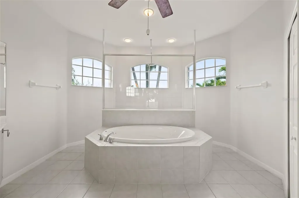 2727 NW 45th Place Cape Coral FL 33993