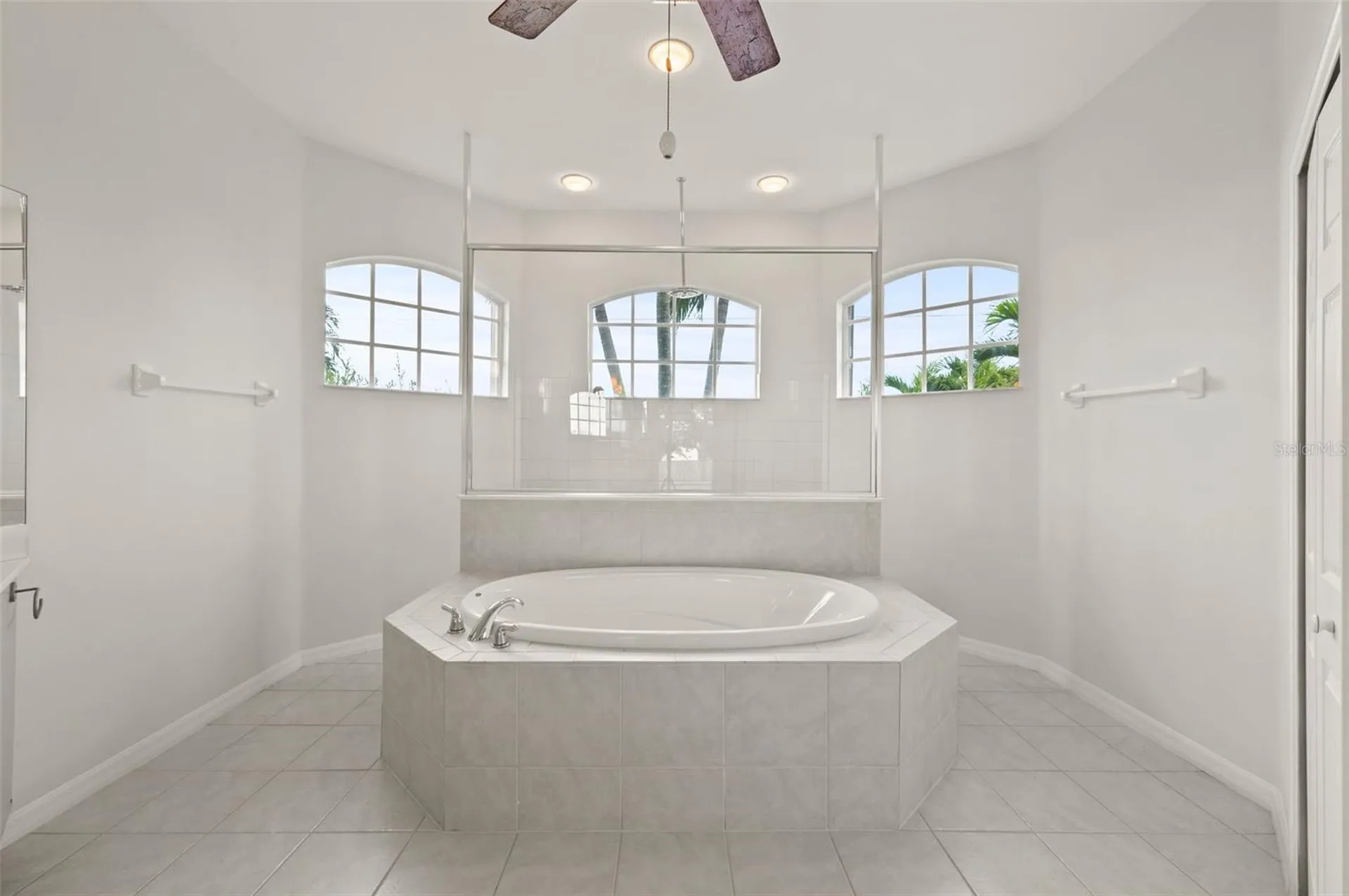 2727 NW 45th Place Cape Coral FL 33993