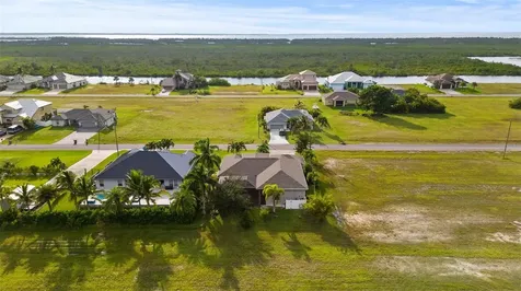 2727 NW 45th Place Cape Coral FL 33993