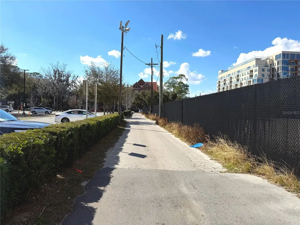 1220 SW 1st Avenue Gainesville FL 32601