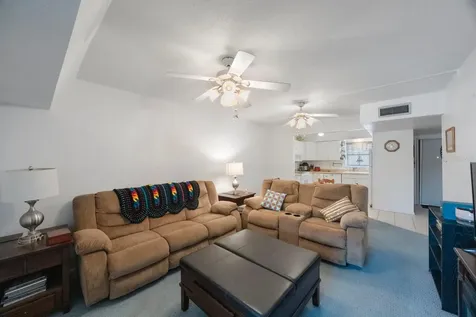 9945 47th Avenue N St Petersburg FL 33708