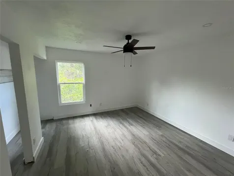 6138 Oak Cluster Circle Tampa FL 33634