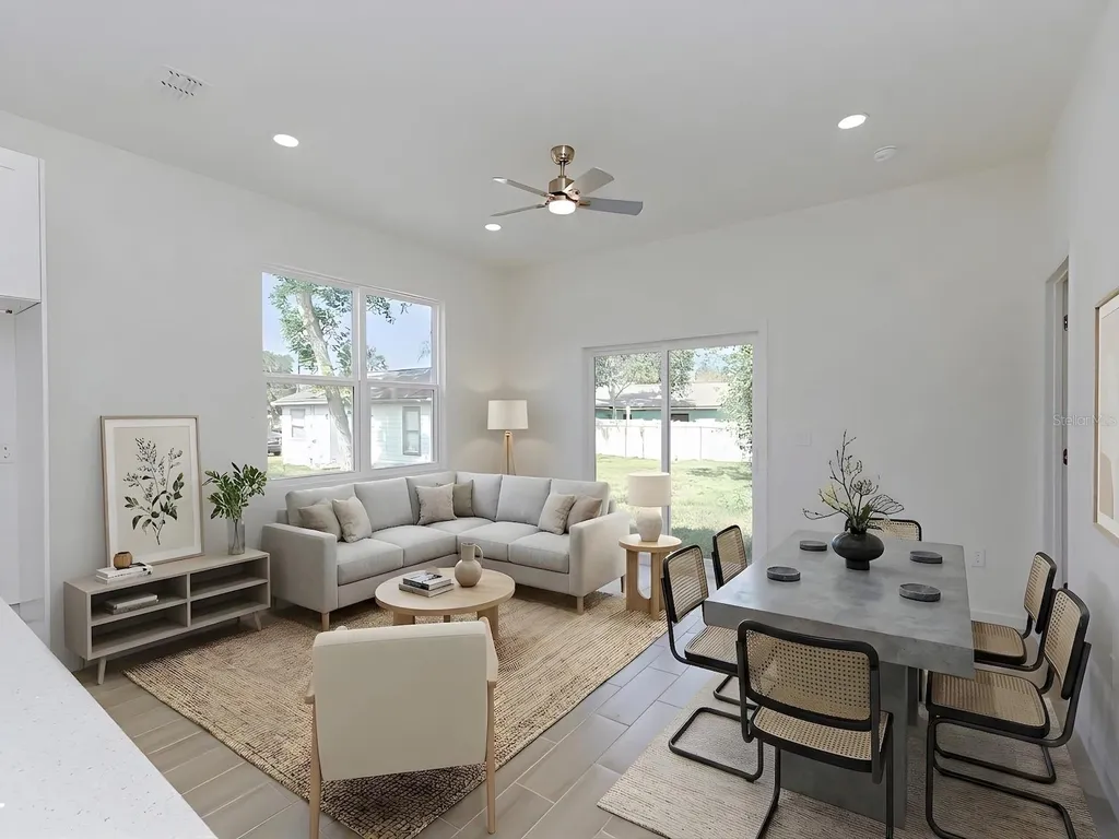 1216 S Pomegranite Avenue Sanford FL 32771