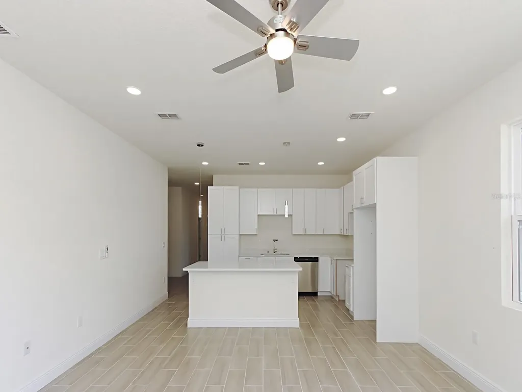 1216 S Pomegranite Avenue Sanford FL 32771