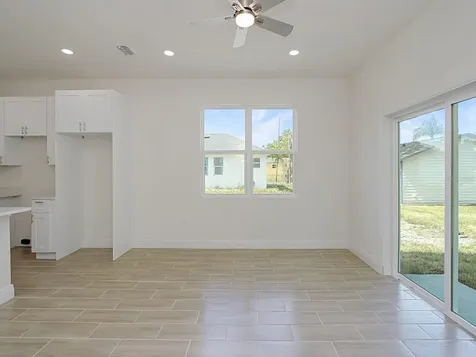 1216 S Pomegranite Avenue Sanford FL 32771