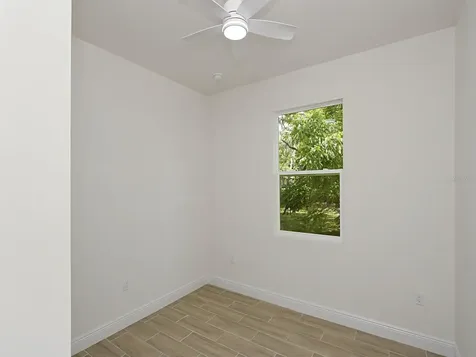 1216 S Pomegranite Avenue Sanford FL 32771