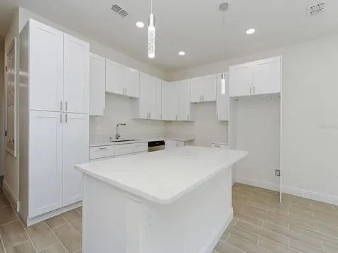 1216 S Pomegranite Avenue Sanford FL 32771