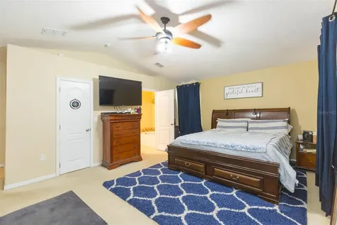 13330 Waterford Castle Drive Dade City FL 33525