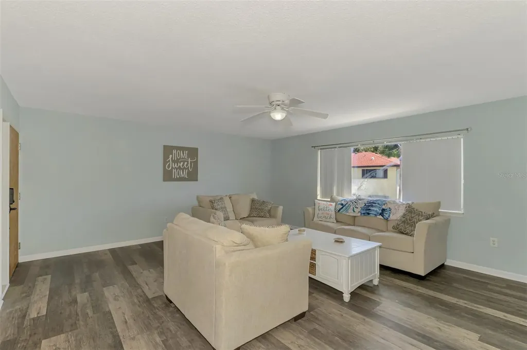 320 Base Avenue E Venice FL 34285