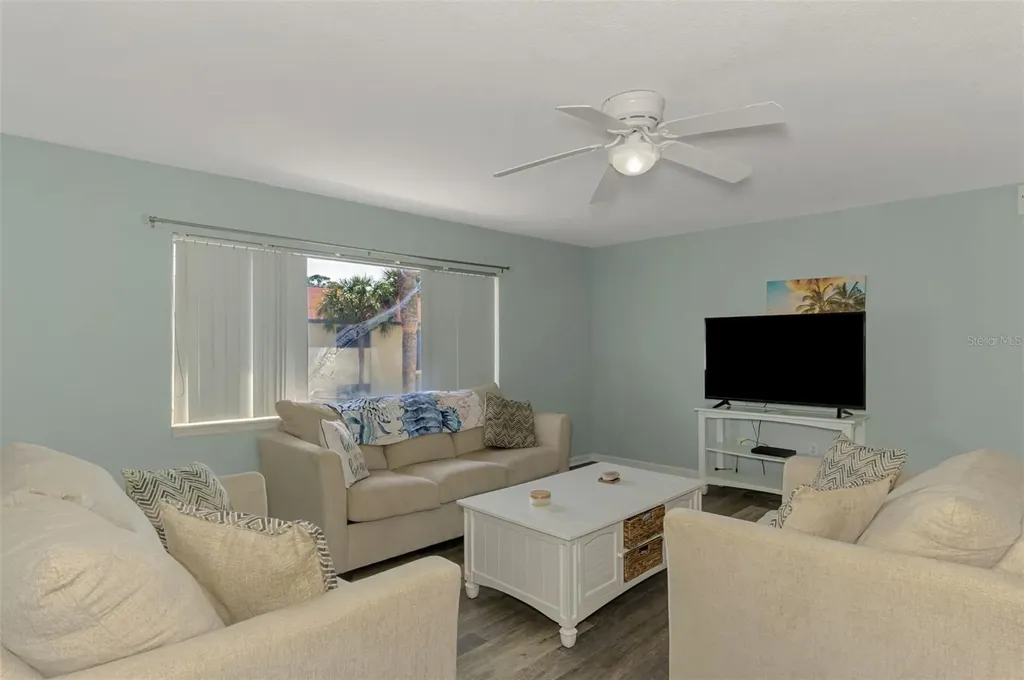320 Base Avenue E Venice FL 34285