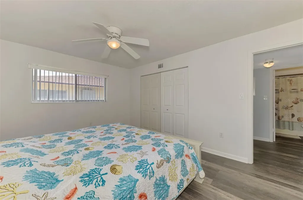 320 Base Avenue E Venice FL 34285