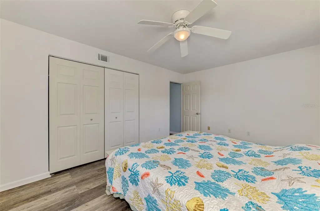 320 Base Avenue E Venice FL 34285