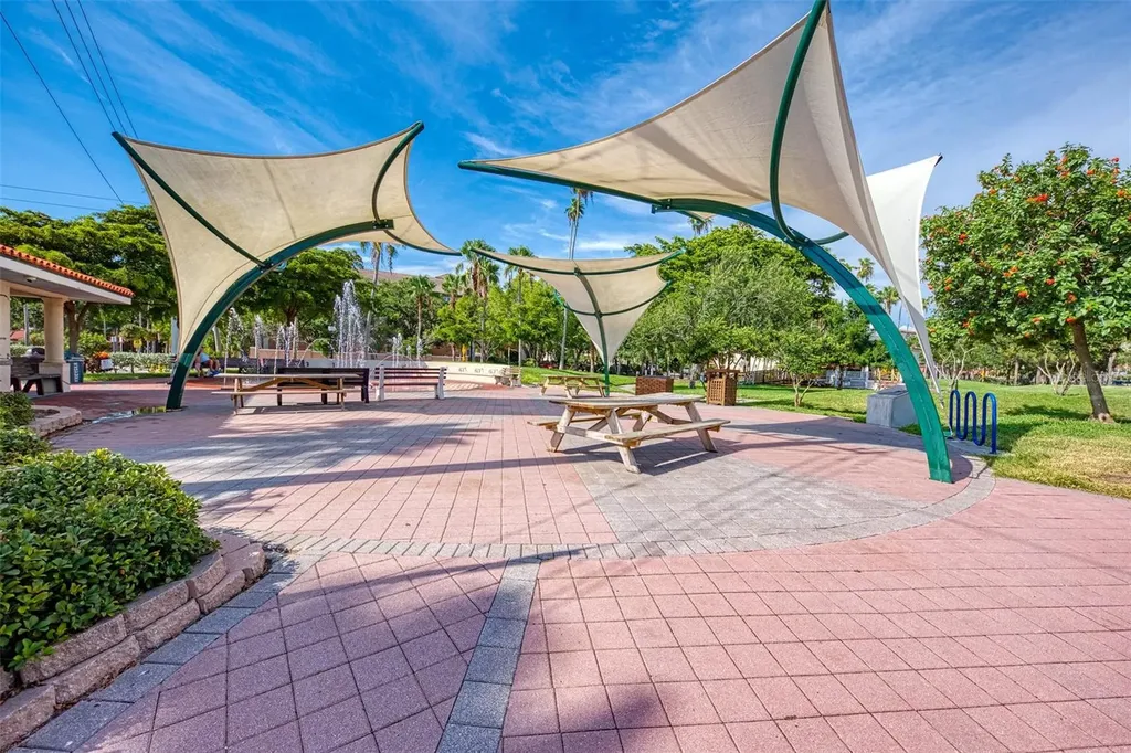 320 Base Avenue E Venice FL 34285