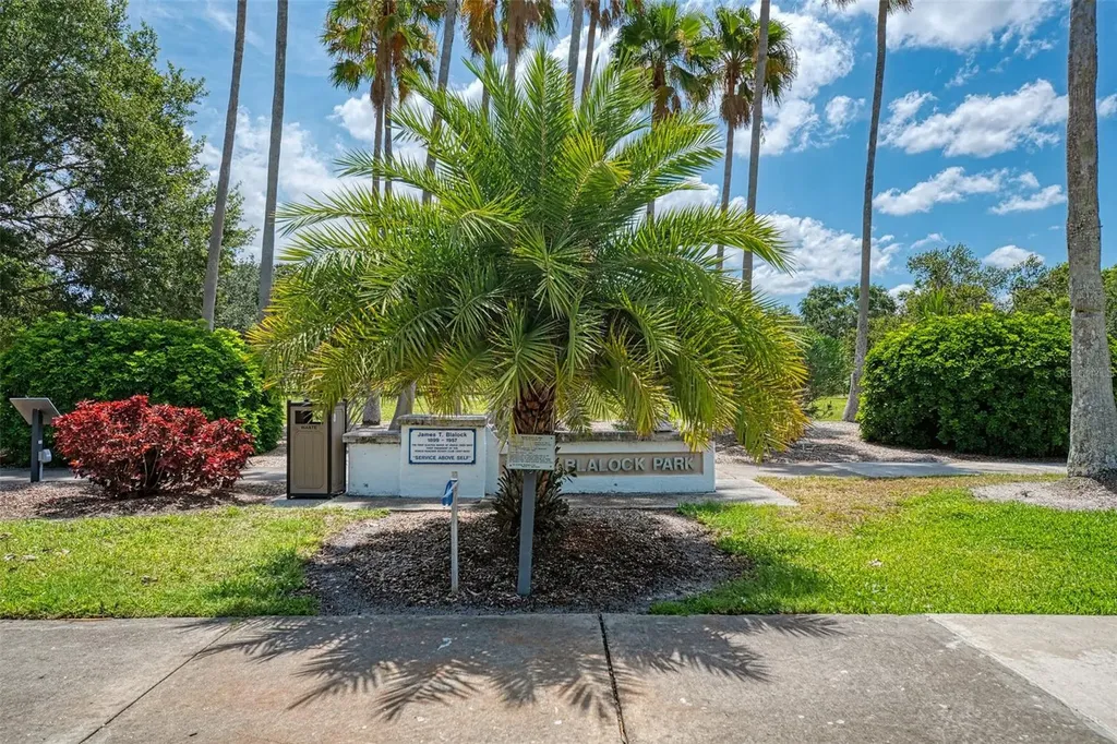 320 Base Avenue E Venice FL 34285