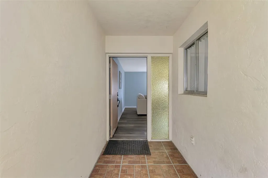320 Base Avenue E Venice FL 34285