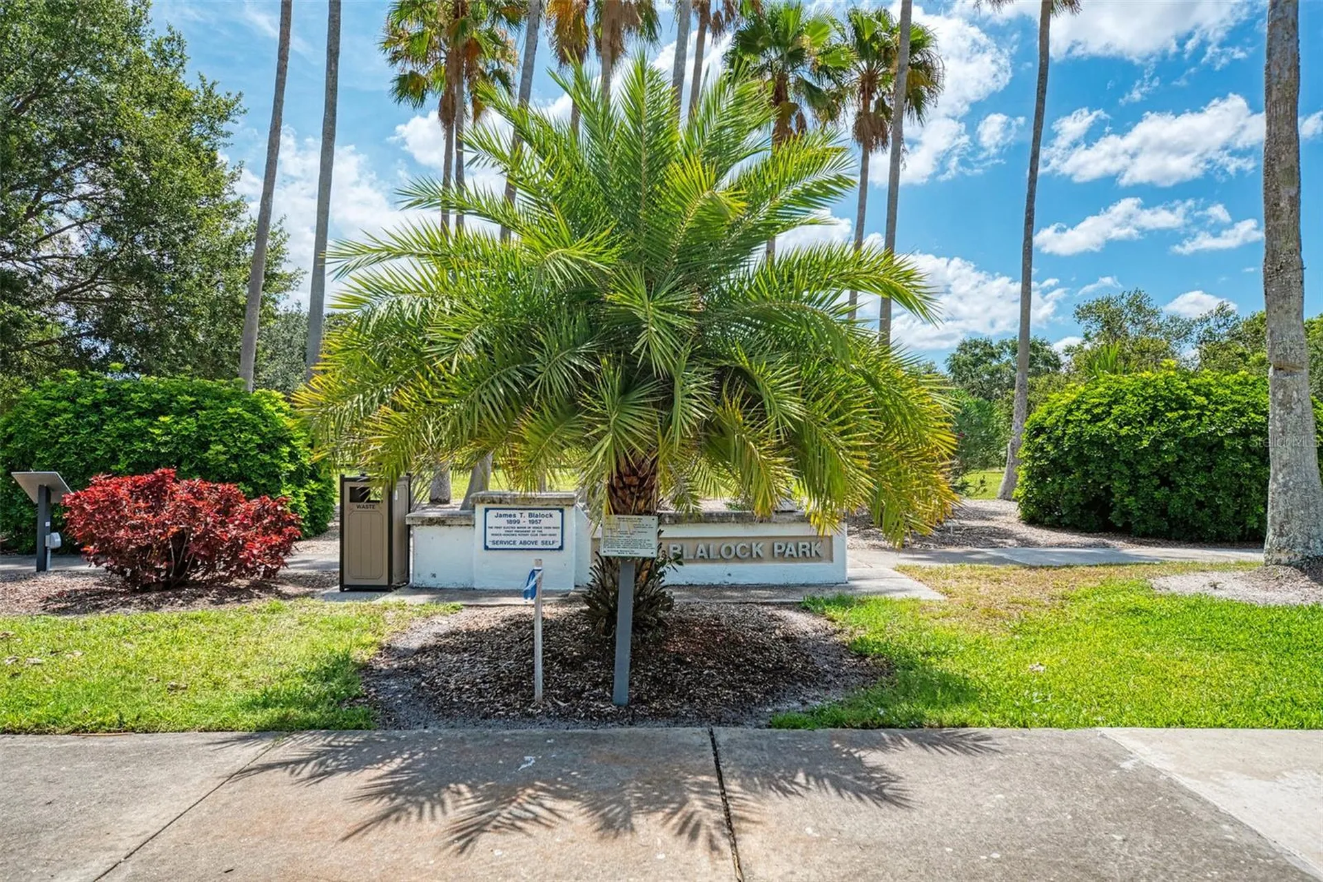 320 Base Avenue E Venice FL 34285
