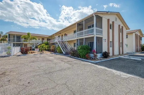 320 Base Avenue E Venice FL 34285