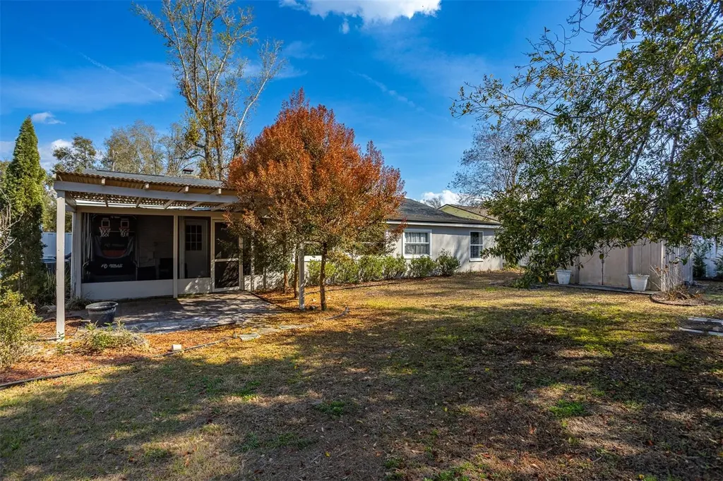 806 Chadsworth Avenue Seffner FL 33584