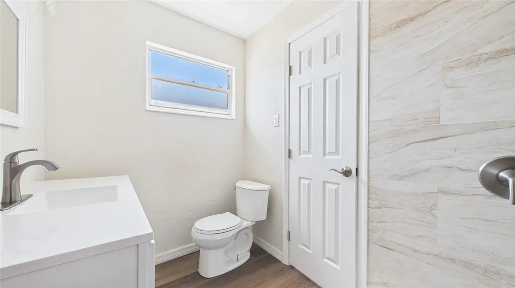 4418 W Fairview Heights Tampa FL 33616