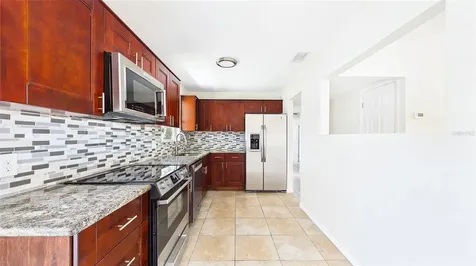 4418 W Fairview Heights Tampa FL 33616