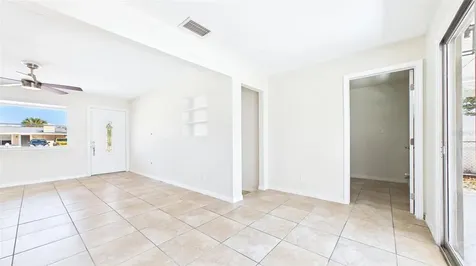 4418 W Fairview Heights Tampa FL 33616