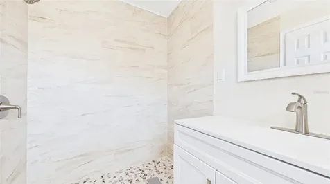 4418 W Fairview Heights Tampa FL 33616