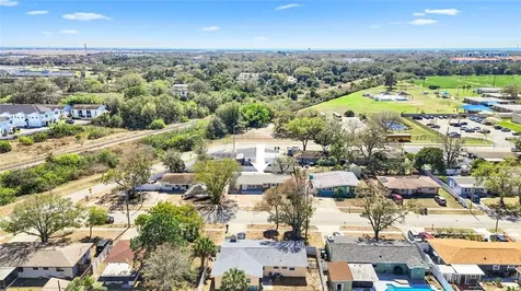 4418 W Fairview Heights Tampa FL 33616