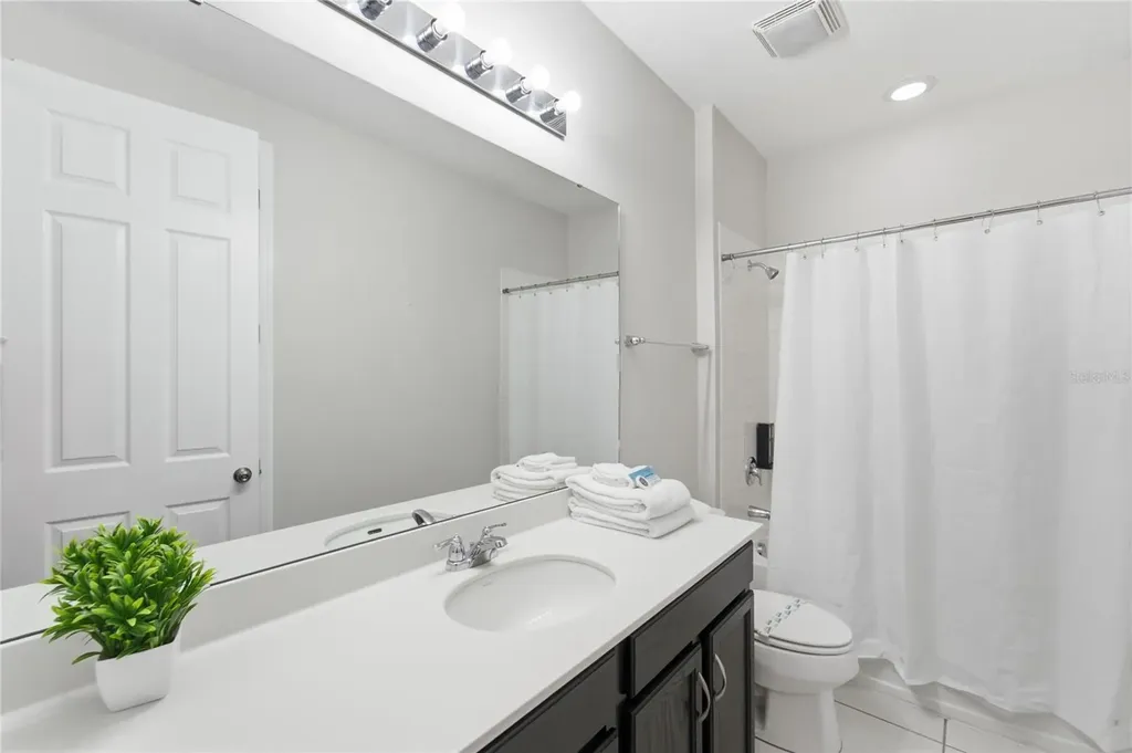 1860 Sawyer Palm Place Kissimmee FL 34747