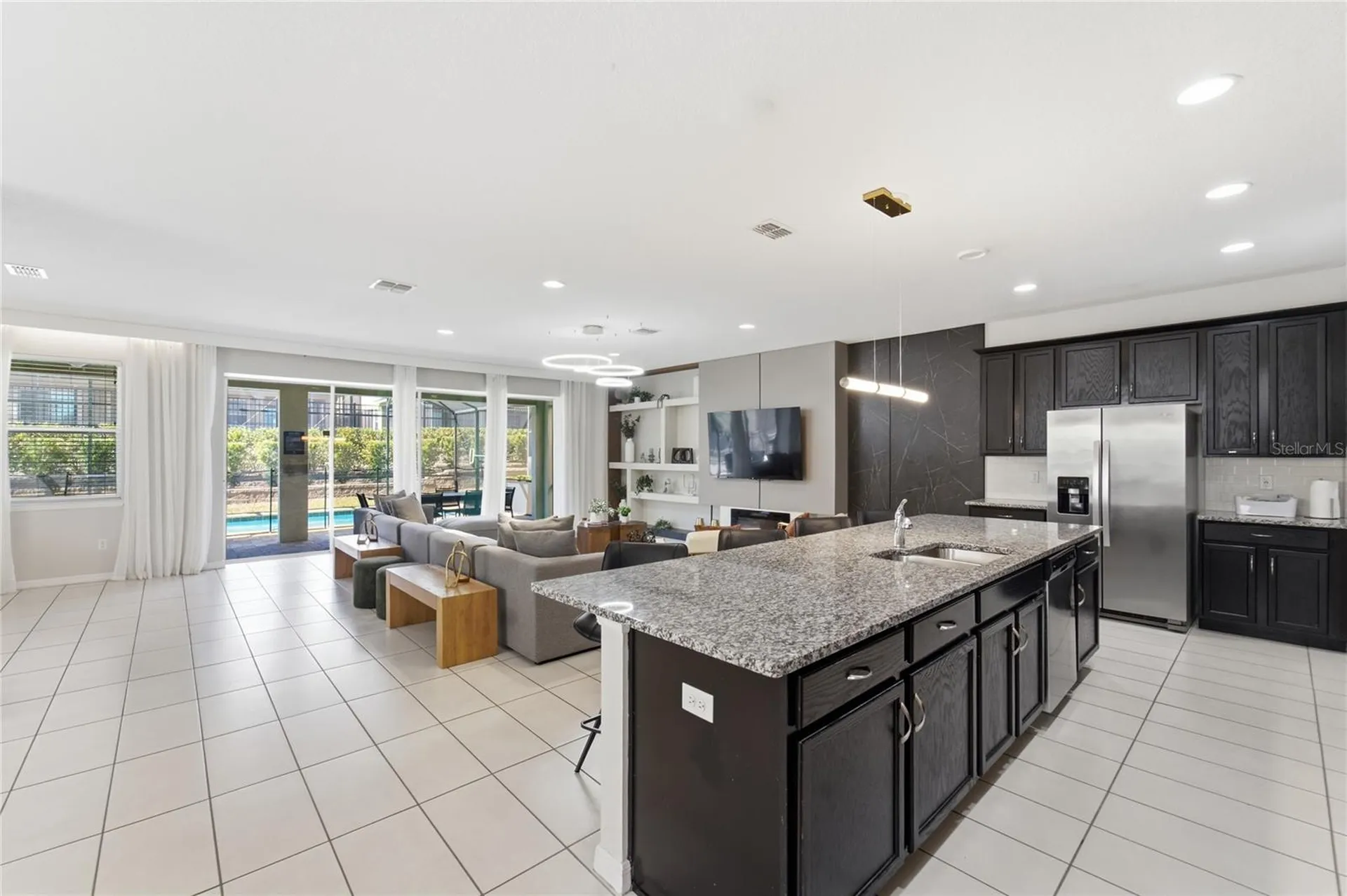 1860 Sawyer Palm Place Kissimmee FL 34747