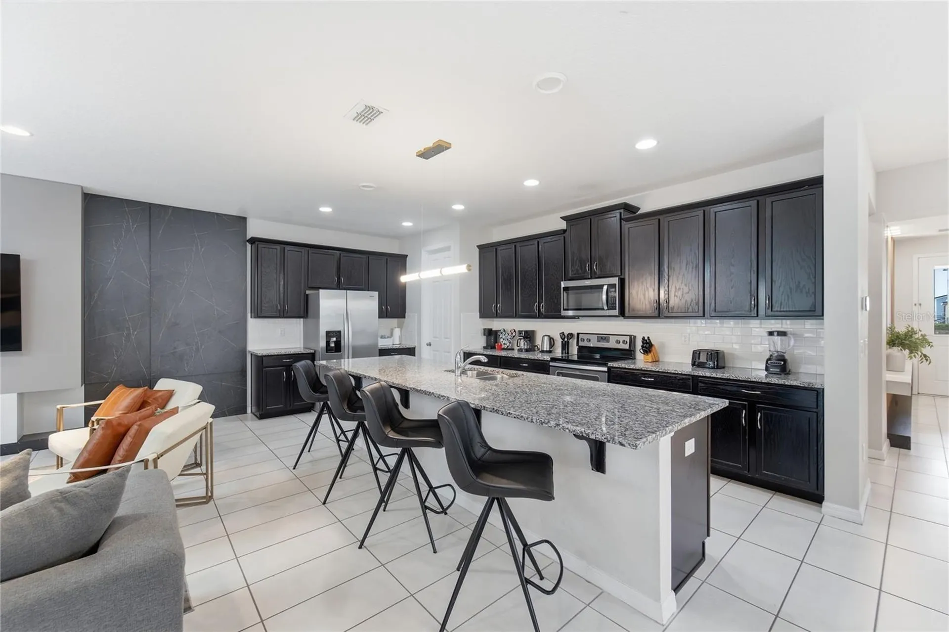 1860 Sawyer Palm Place Kissimmee FL 34747