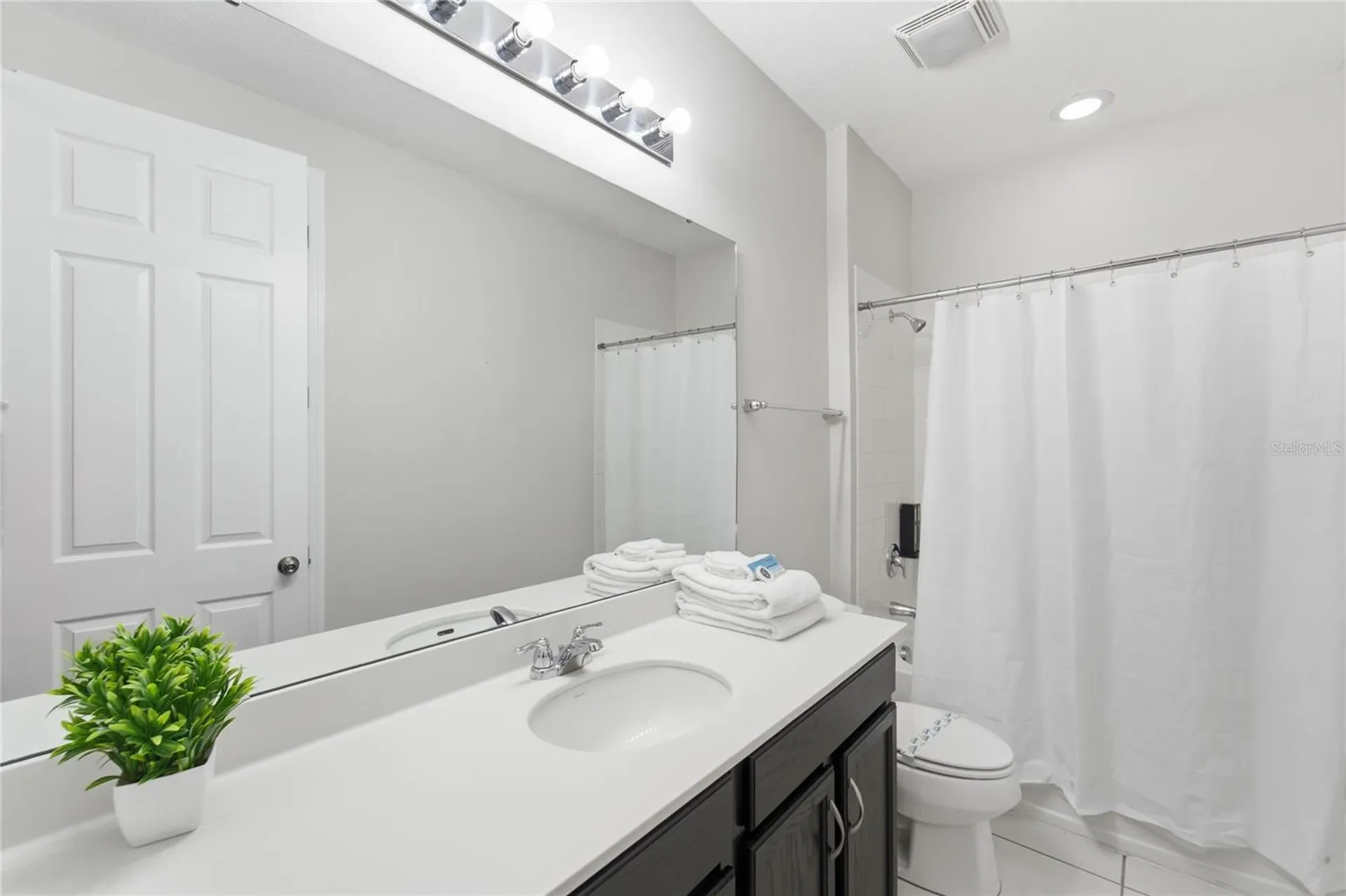 1860 Sawyer Palm Place Kissimmee FL 34747