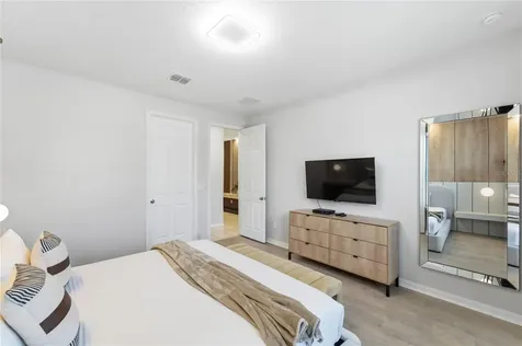 1860 Sawyer Palm Place Kissimmee FL 34747
