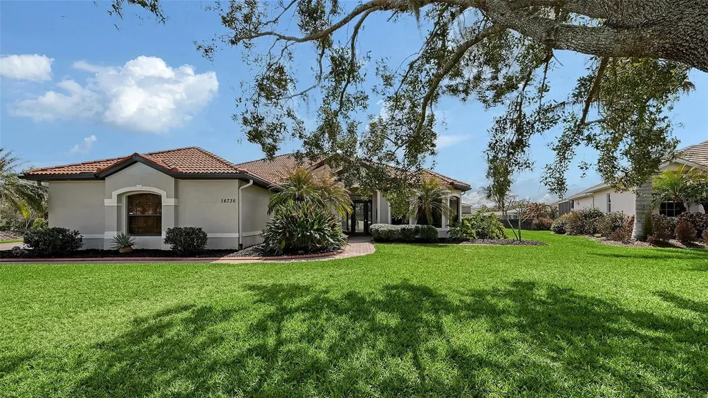 16736 4th Avenue NE Bradenton FL 34212