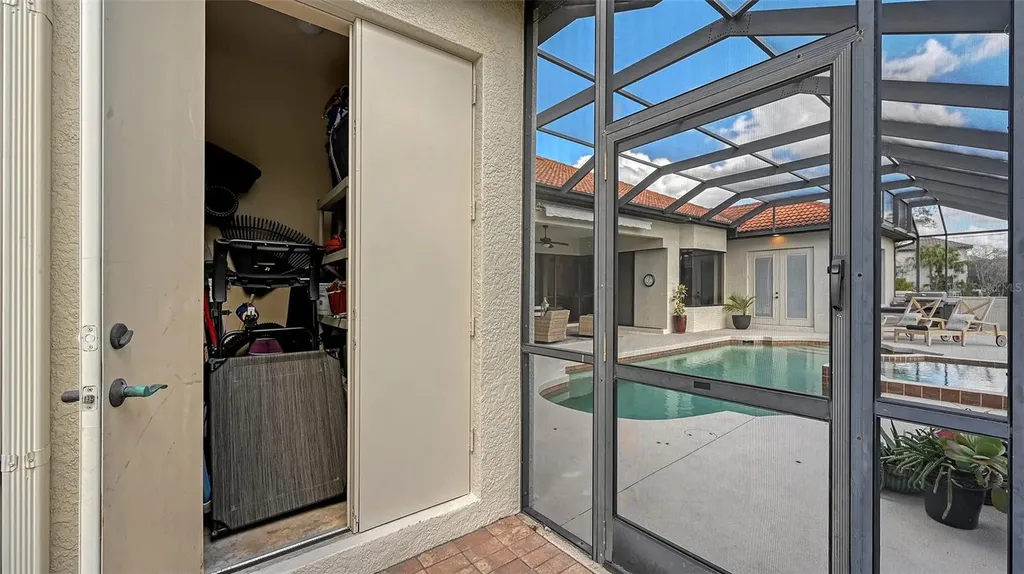 16736 4th Avenue NE Bradenton FL 34212